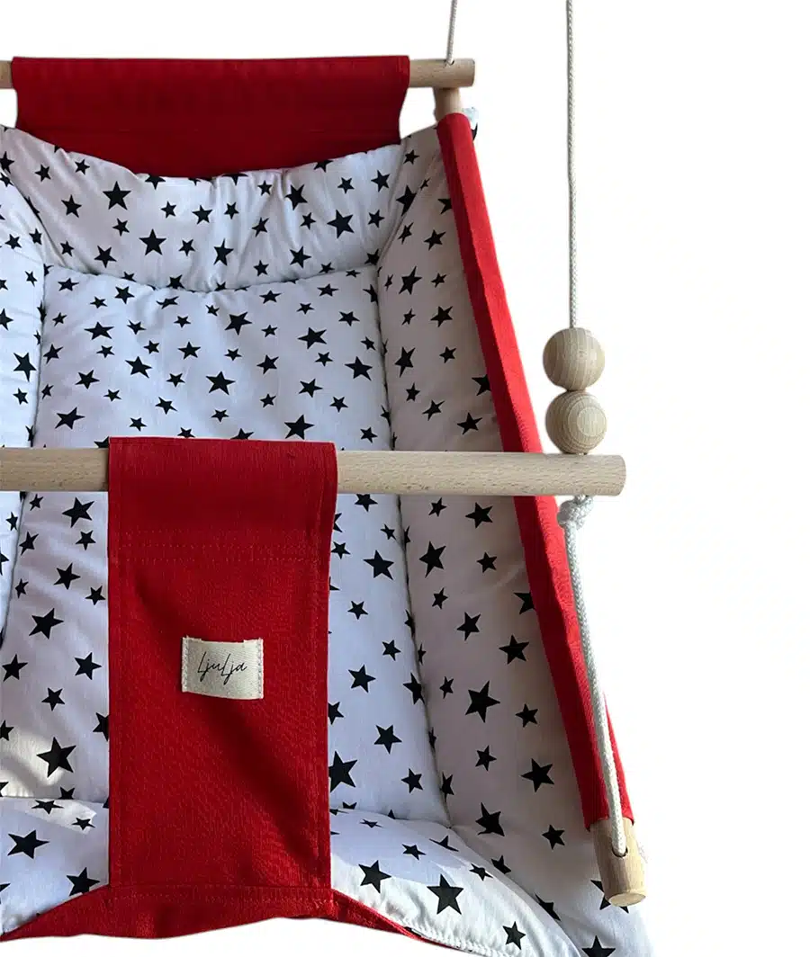 ljuljačka za bebe crvena sa crnim zvjezdicama1