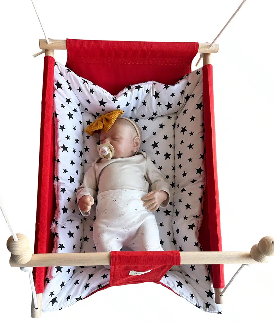 ljuljačka za bebe crvena sa crnim zvjezdicama3