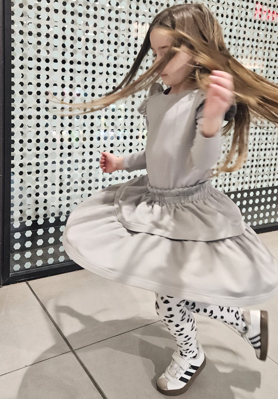 SUKNJA I MAJICA MINU 1212